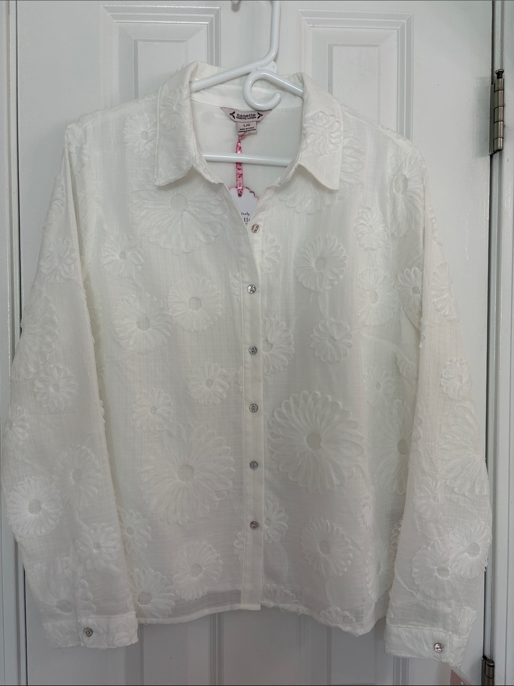 Nanette Lepore White Embroidered Floral Button-Up Blouse